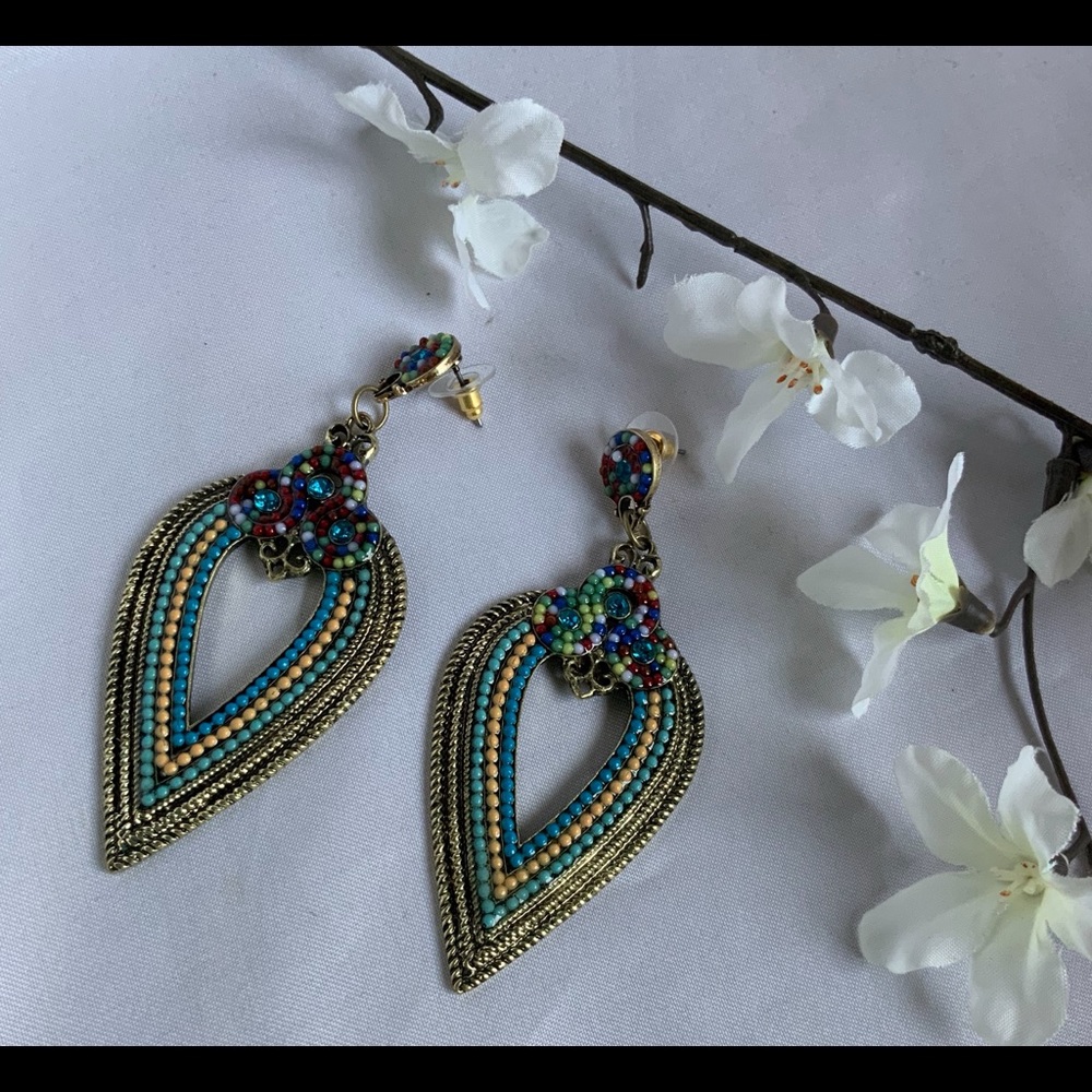 NWOT India Style Bead And Crystal Dangle Earrings